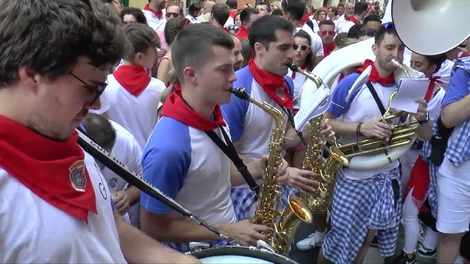 Who are the Peñas in Pamplona?